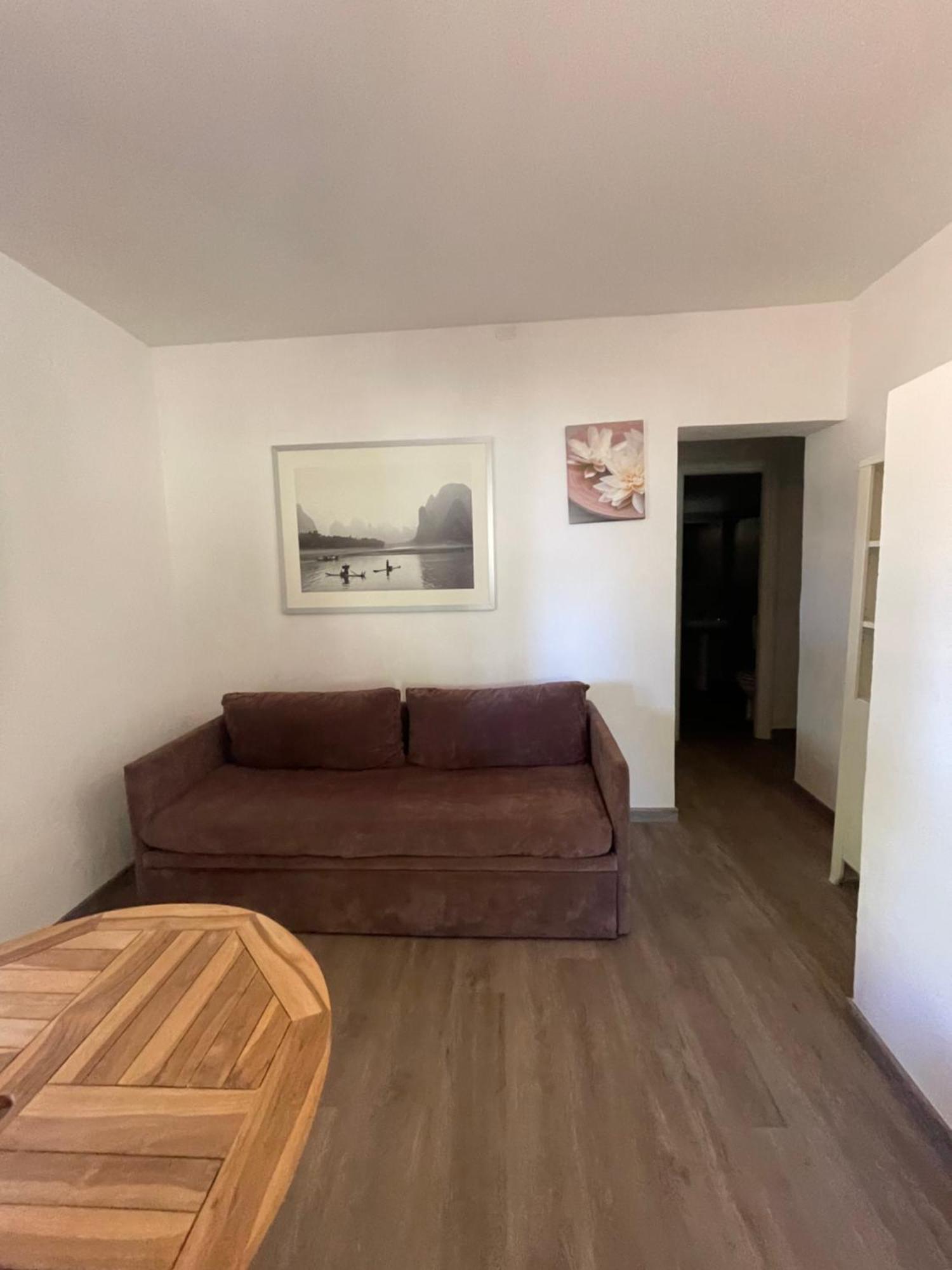 Appartamenti In Villa Senia 法维尼亚纳 外观 照片