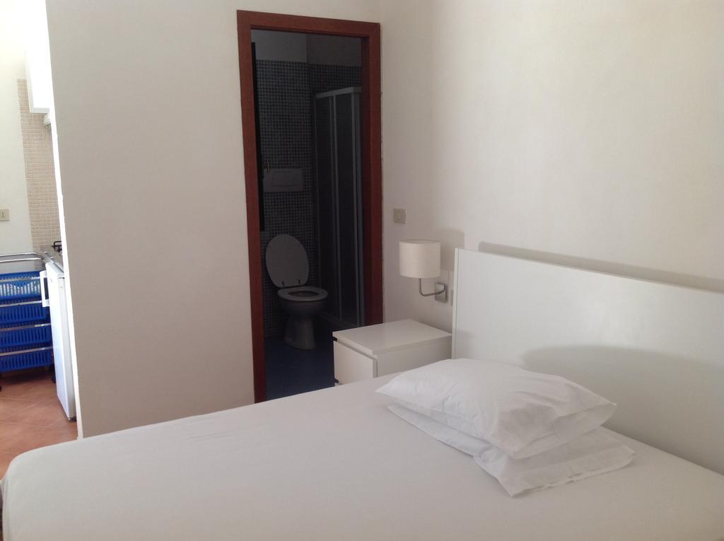 Appartamenti In Villa Senia 法维尼亚纳 客房 照片