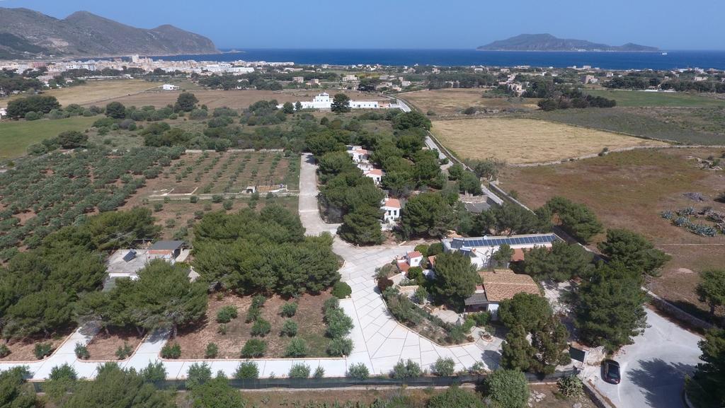 Appartamenti In Villa Senia 法维尼亚纳 外观 照片