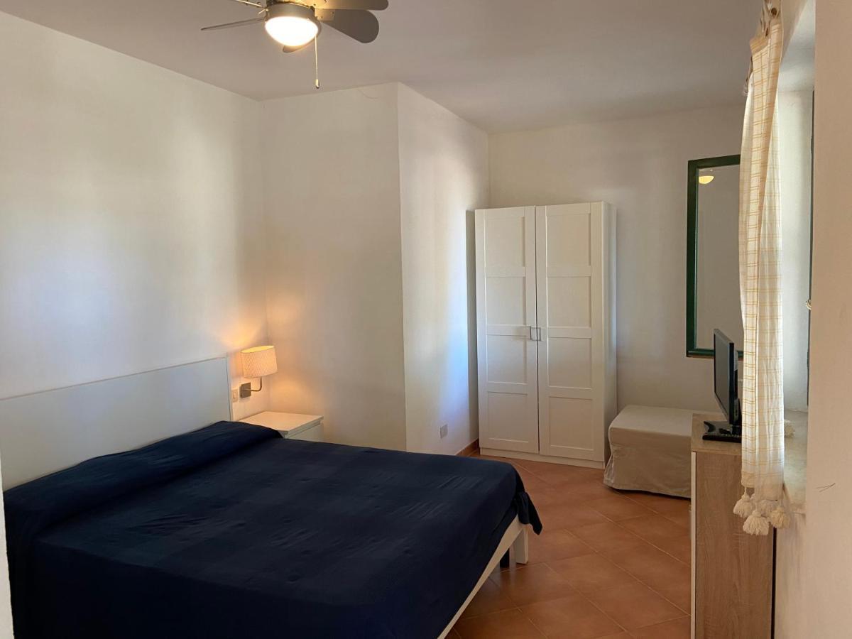 Appartamenti In Villa Senia 法维尼亚纳 外观 照片
